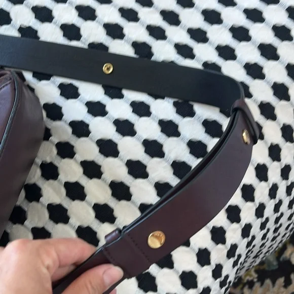 Rag & Bone Pilot Crossbody Bag in Bordeaux - Picture 16 of 16